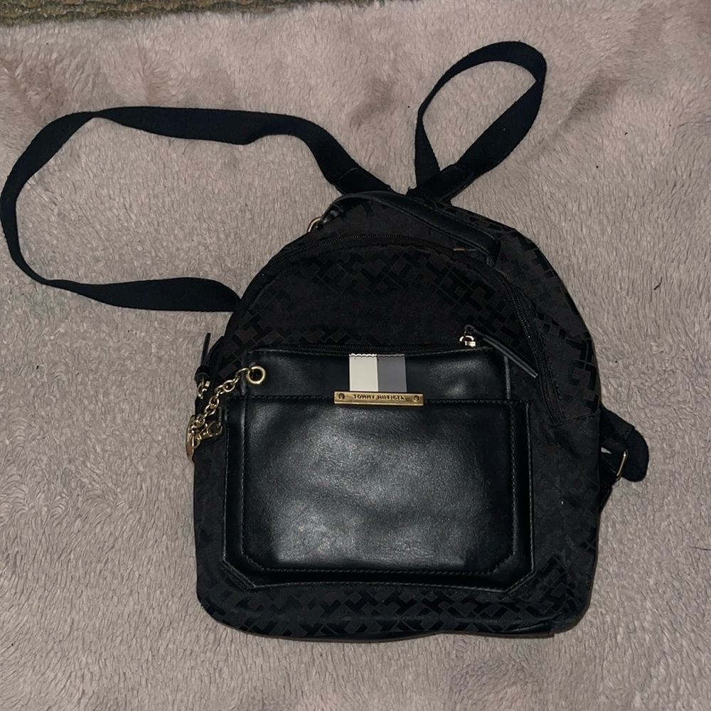 Tommy Hilfiger bag